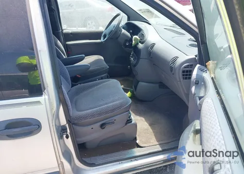 2000 Dodge Caravan from USA, damaged, VIN 2B4GP2535YR886677